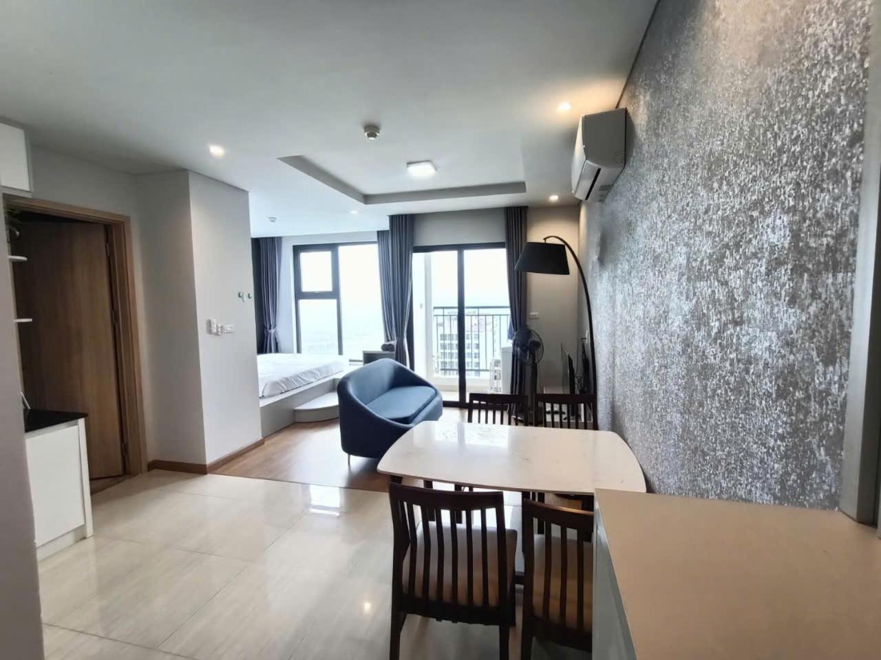 Thuy Ha Long Homestay Exteriör bild